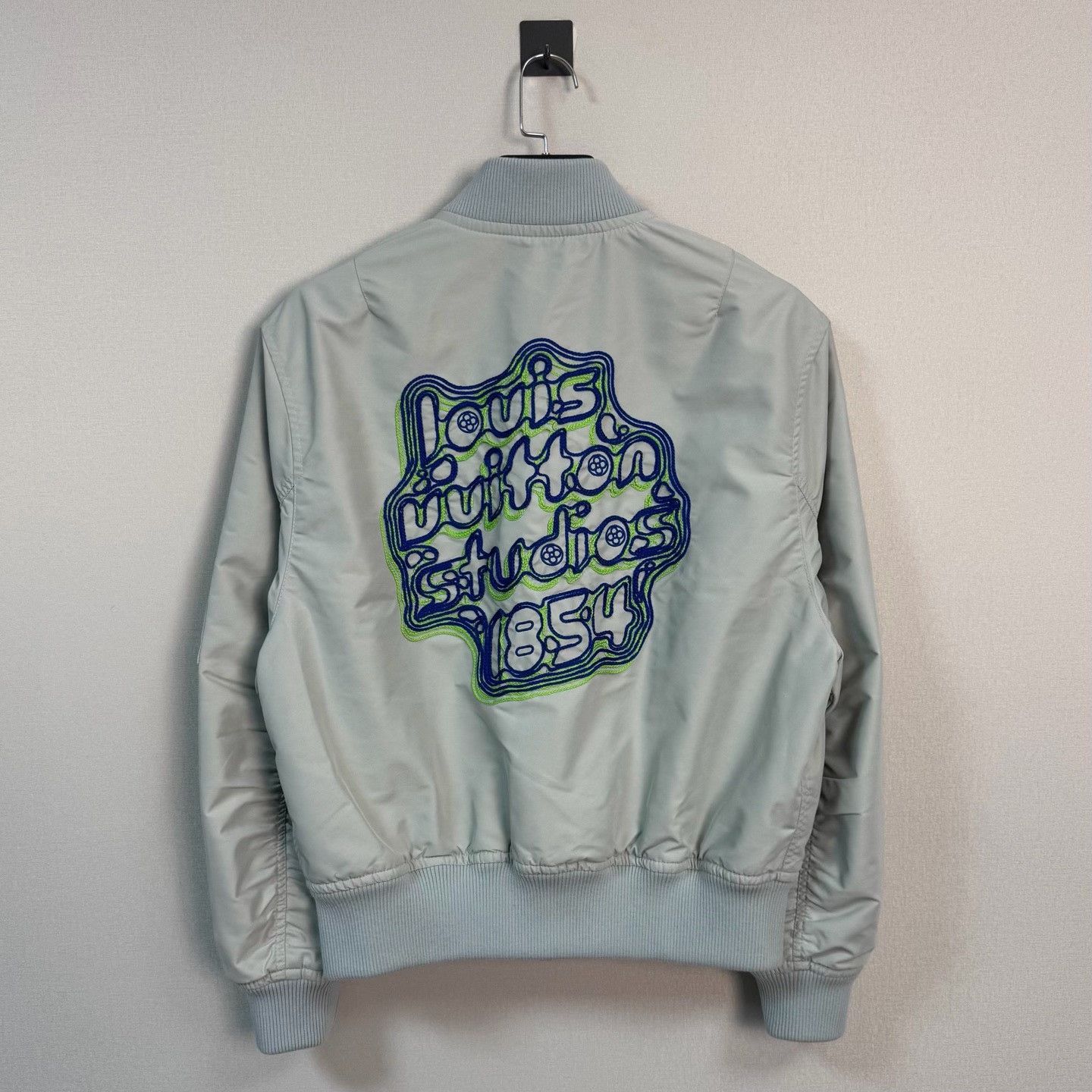 Louis Vuitton Louis Vuitton 1854 Embroidered Bomber Jacket US S Size US S / EU 44-46 / 1 - 2 Thumbnail