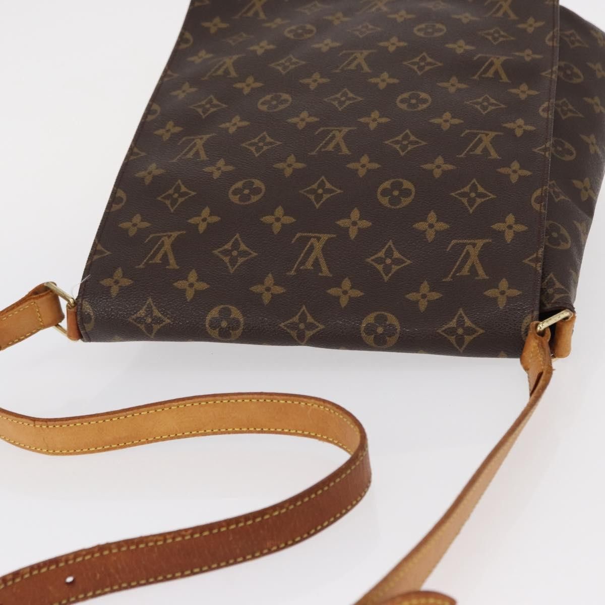 Louis Vuitton Louis Vuitton Musette Salsa Handbag Monogram Canvas Size ONE SIZE - 20 Thumbnail