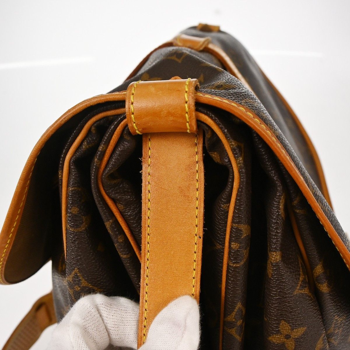 Louis Vuitton Louis Vuitton Saumur Handbag Monogram Canvas Size ONE SIZE - 11 Thumbnail
