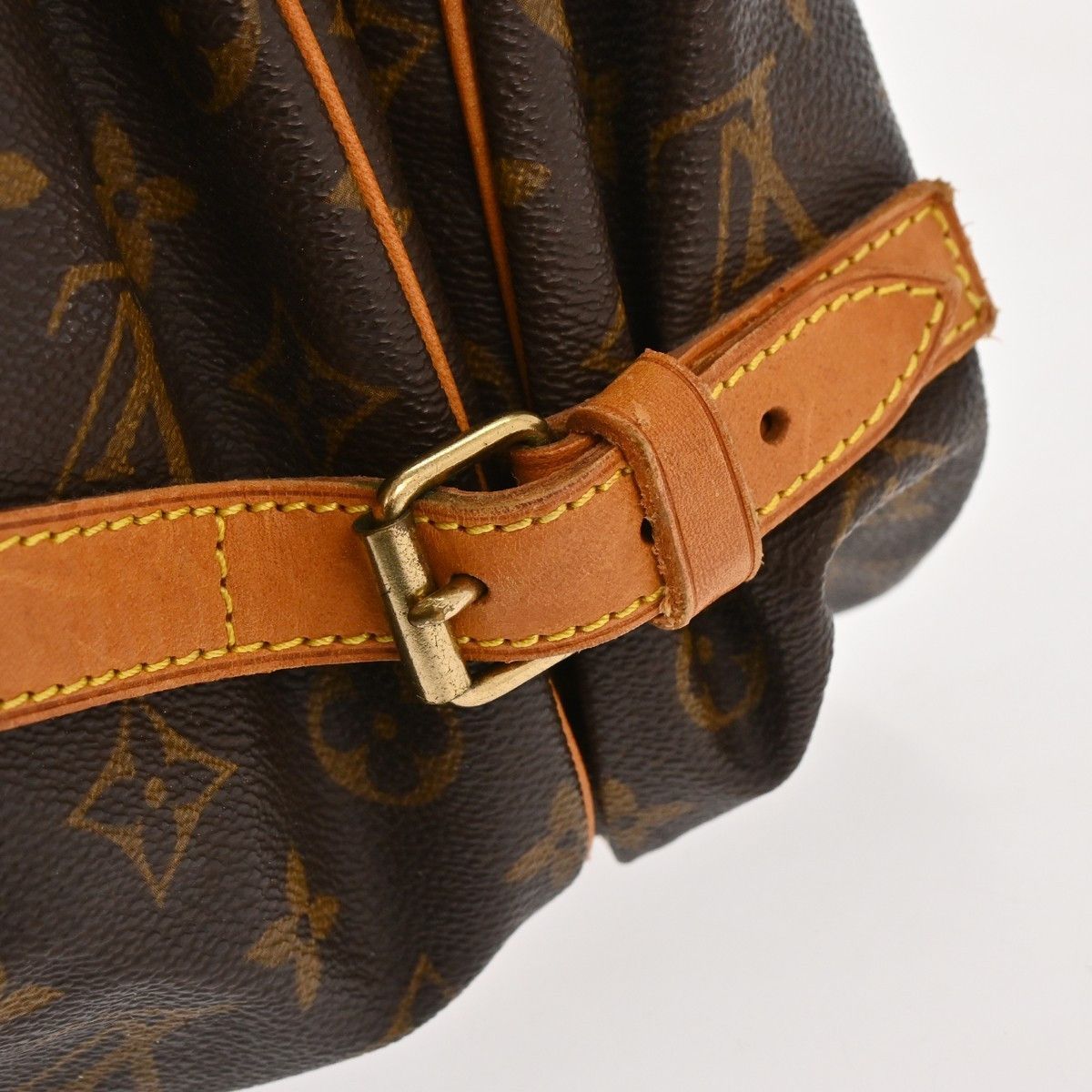 Louis Vuitton Louis Vuitton Saumur Handbag Monogram Canvas Size ONE SIZE - 10 Thumbnail