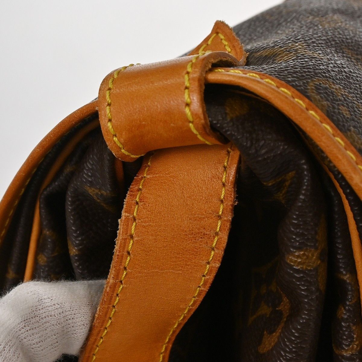 Louis Vuitton Louis Vuitton Saumur Handbag Monogram Canvas Size ONE SIZE - 14 Thumbnail