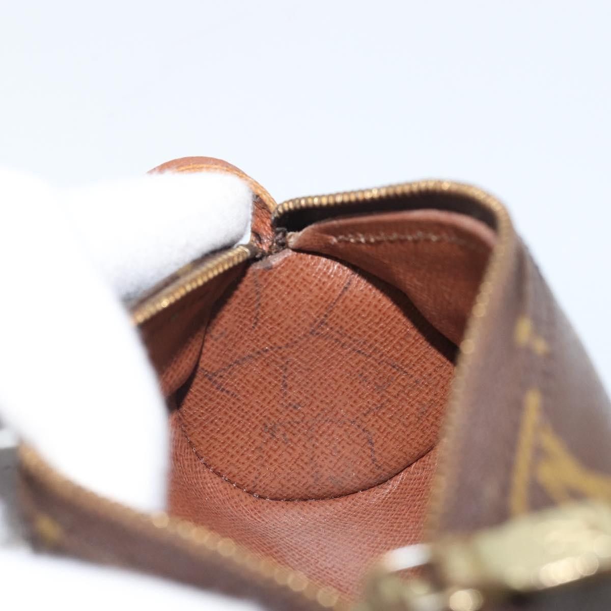 Louis Vuitton Louis Vuitton Papillon Pochette Monogram Canvas Size ONE SIZE - 18 Thumbnail