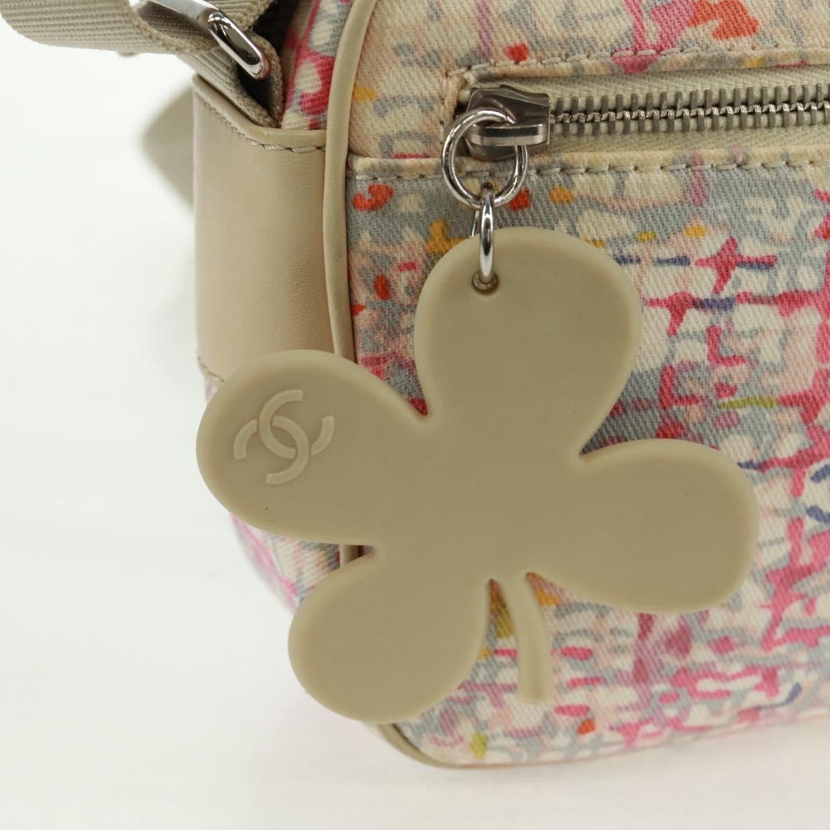 Chanel Chanel Vintage Clover Camera Printed Canvas Size ONE SIZE - 15 Thumbnail