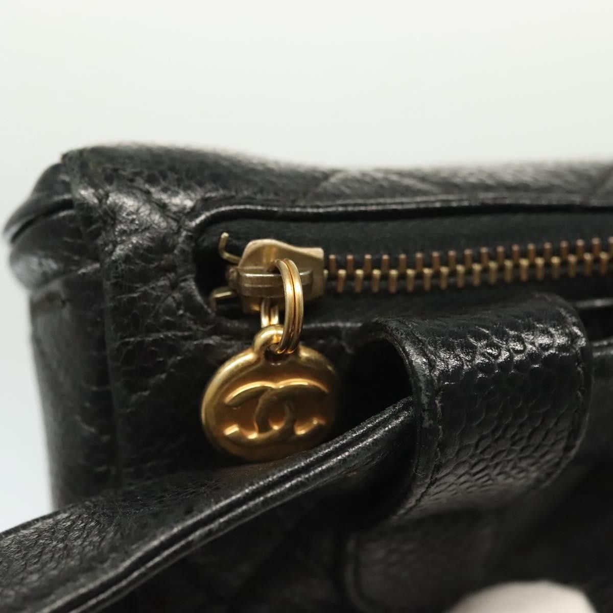 Chanel Chanel Vintage Zip Belt Bag Quilted Caviar Size ONE SIZE - 13 Thumbnail