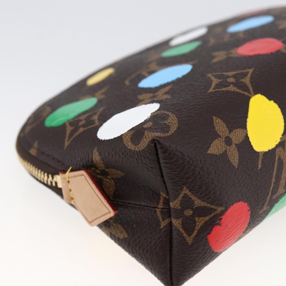 Louis Vuitton Louis Vuitton Cosmetic Size ONE SIZE - 9 Thumbnail
