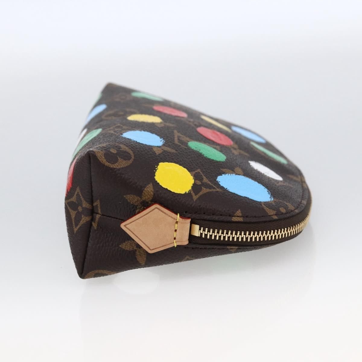 Louis Vuitton Louis Vuitton Cosmetic Size ONE SIZE - 4 Thumbnail
