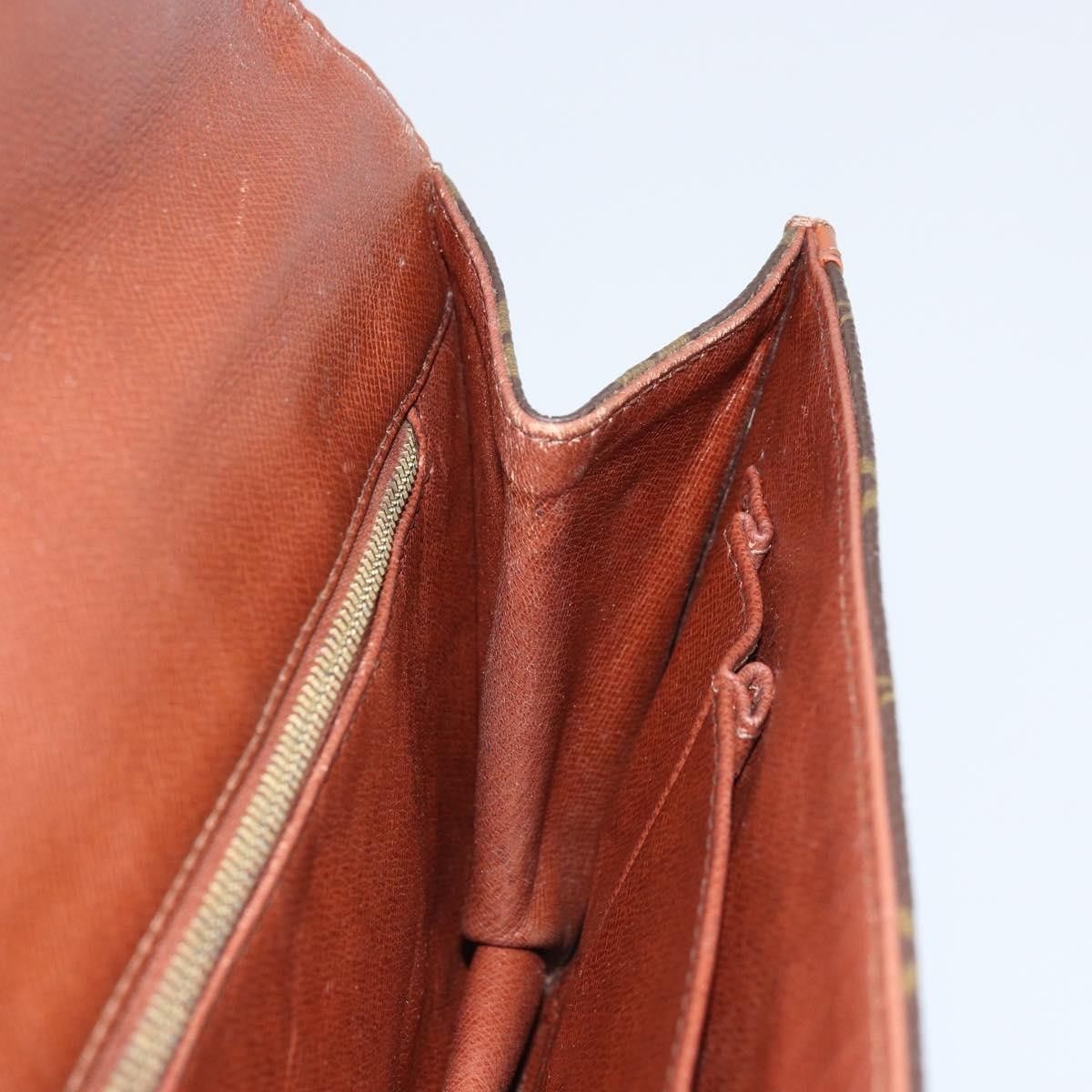 Louis Vuitton Louis Vuitton Dame Pochette Monogram Canvas Size ONE SIZE - 16 Thumbnail