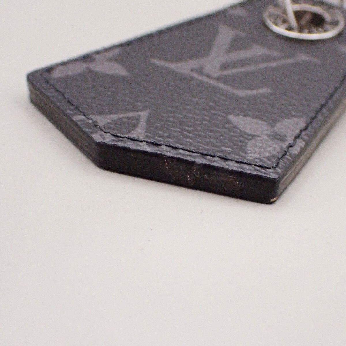 Louis Vuitton Louis Vuitton Enchappe Key Holder Monogram Eclipse Canvas Size ONE SIZE - 7 Thumbnail