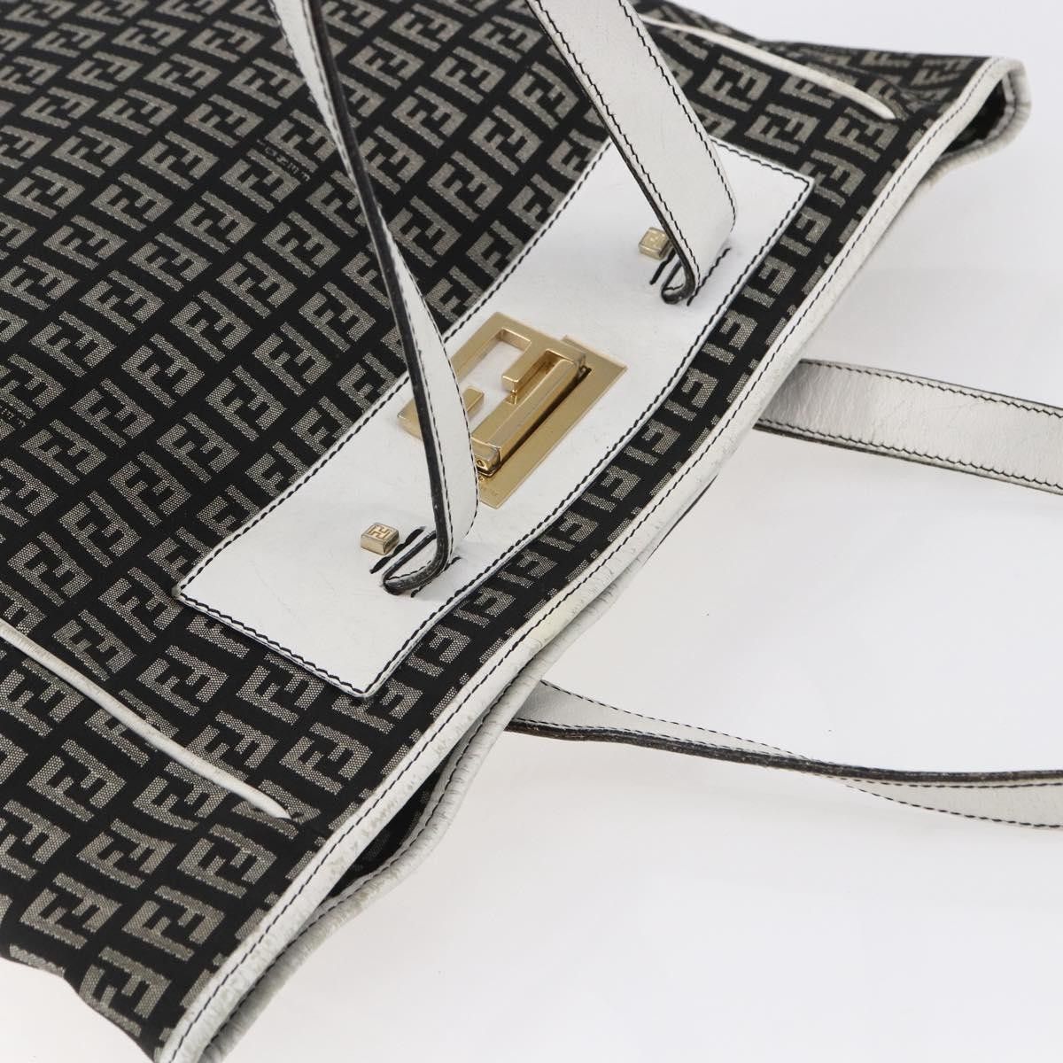 Fendi Fendi Zucca Tote Canvas Size ONE SIZE - 15 Thumbnail