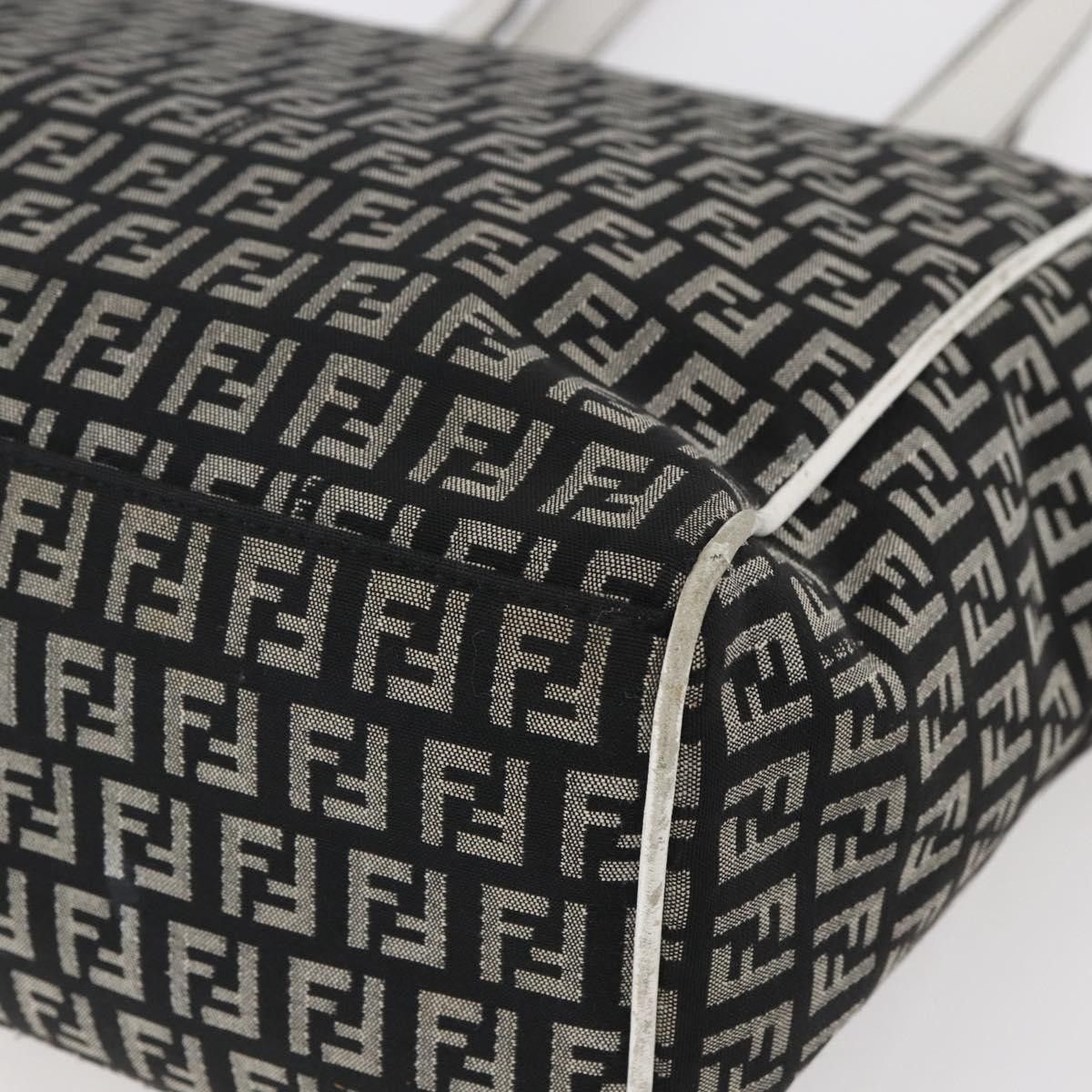 Fendi Fendi Zucca Tote Canvas Size ONE SIZE - 11 Thumbnail