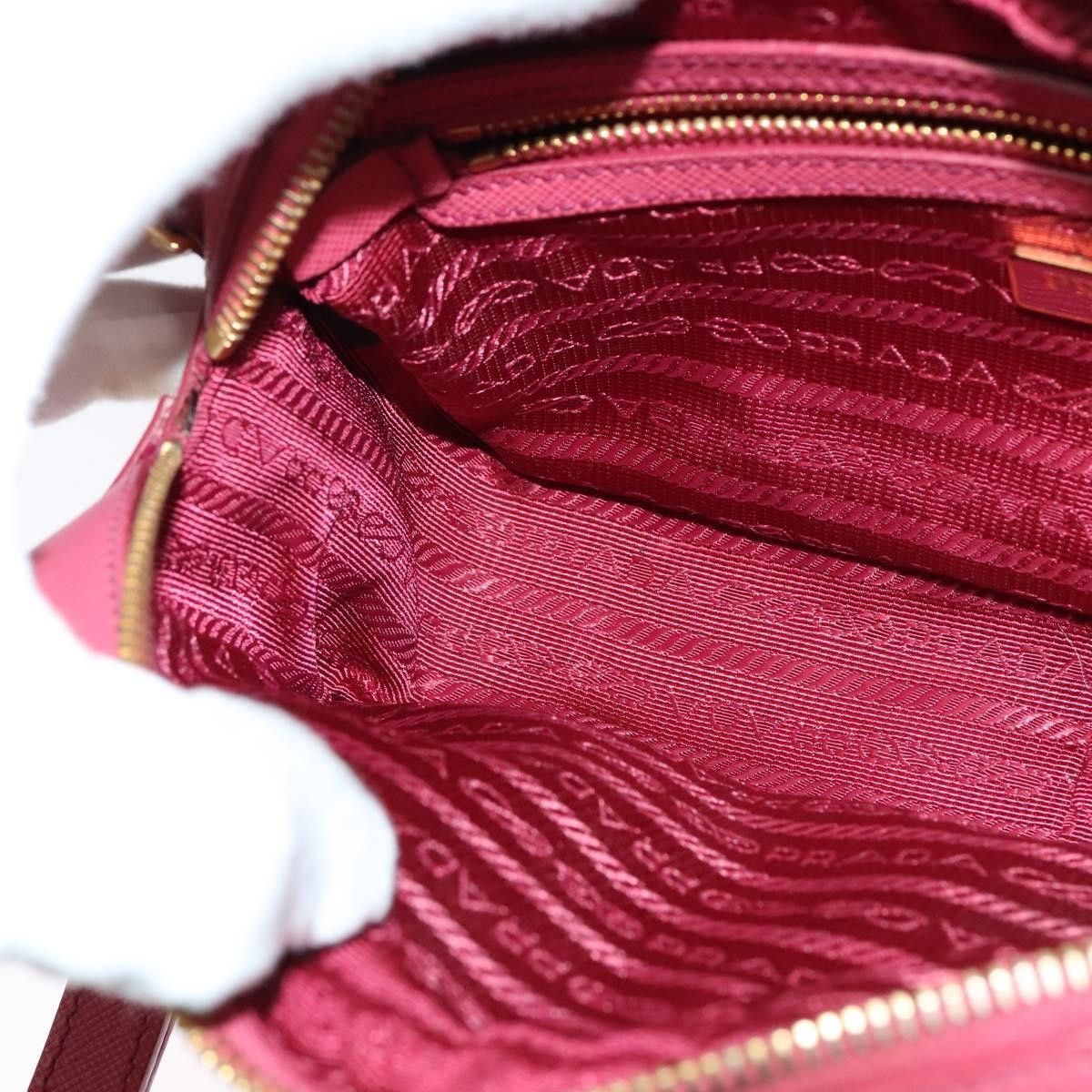 Prada Prada Front Pocket Saffiano Leather Size ONE SIZE - 20 Thumbnail