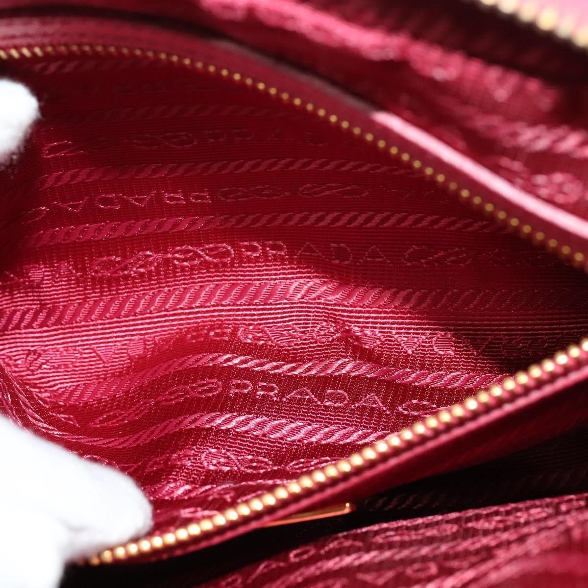 Prada Prada Front Pocket Saffiano Leather Size ONE SIZE - 22 Thumbnail