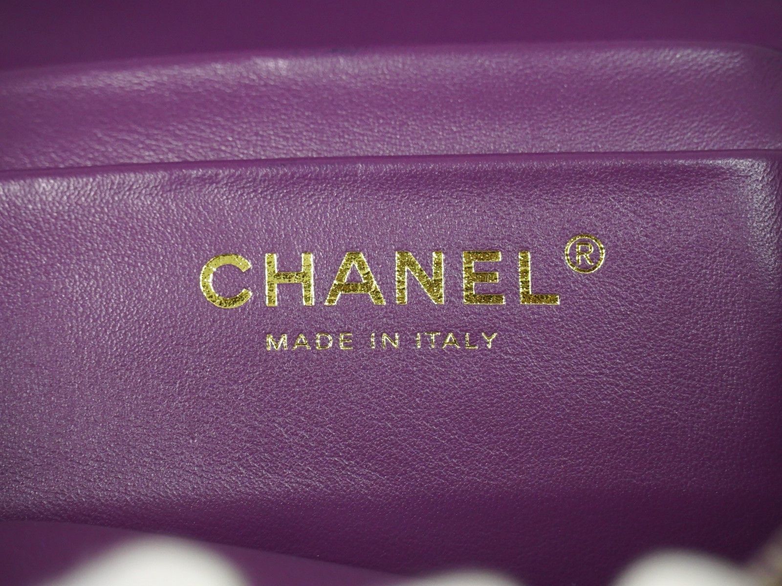 Chanel Chanel Coconing Top Handle Vanity Case with Chain Quilted Shearling Size ONE SIZE - 5 Thumbnail