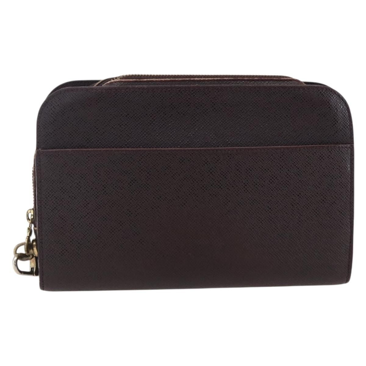Louis Vuitton Louis Vuitton Pochette Baikal Clutch Taiga Leather Size ONE SIZE - 2 Thumbnail