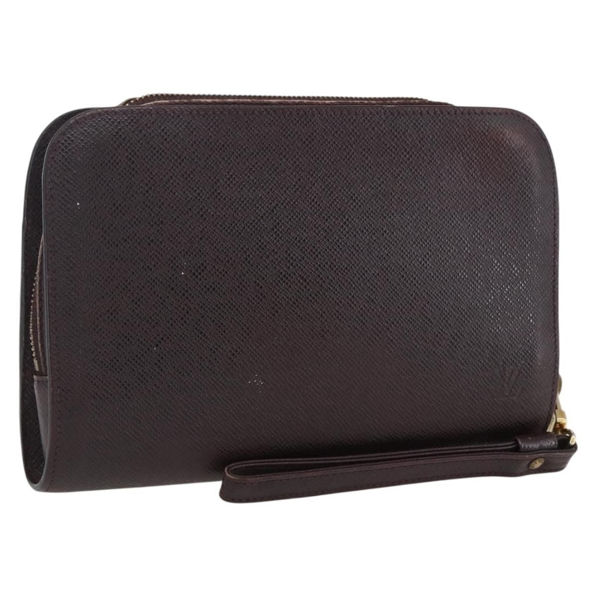 Louis Vuitton Louis Vuitton Pochette Baikal Clutch Taiga Leather Size ONE SIZE - 13 Thumbnail