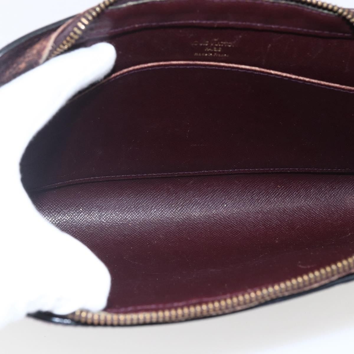 Louis Vuitton Louis Vuitton Pochette Baikal Clutch Taiga Leather Size ONE SIZE - 5 Thumbnail