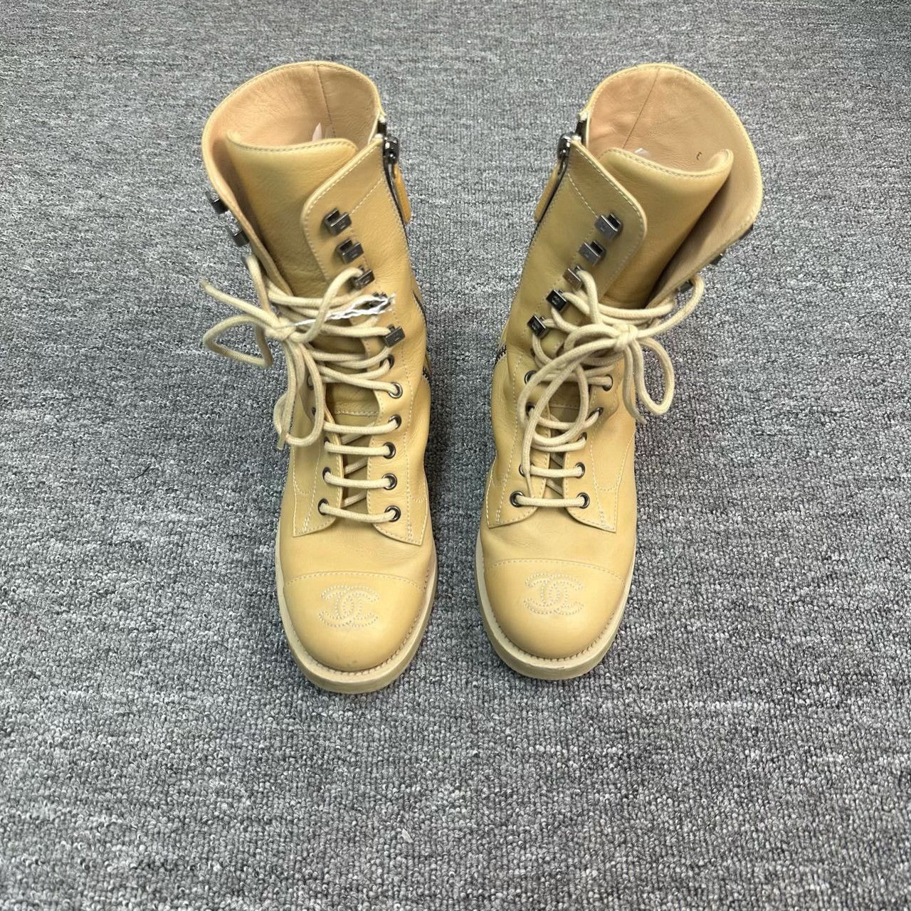 Chanel Chanel Beige Leather CC Logo Combat Boots Size 35.5 Size US 5.5 / IT 35.5 - 2 Thumbnail