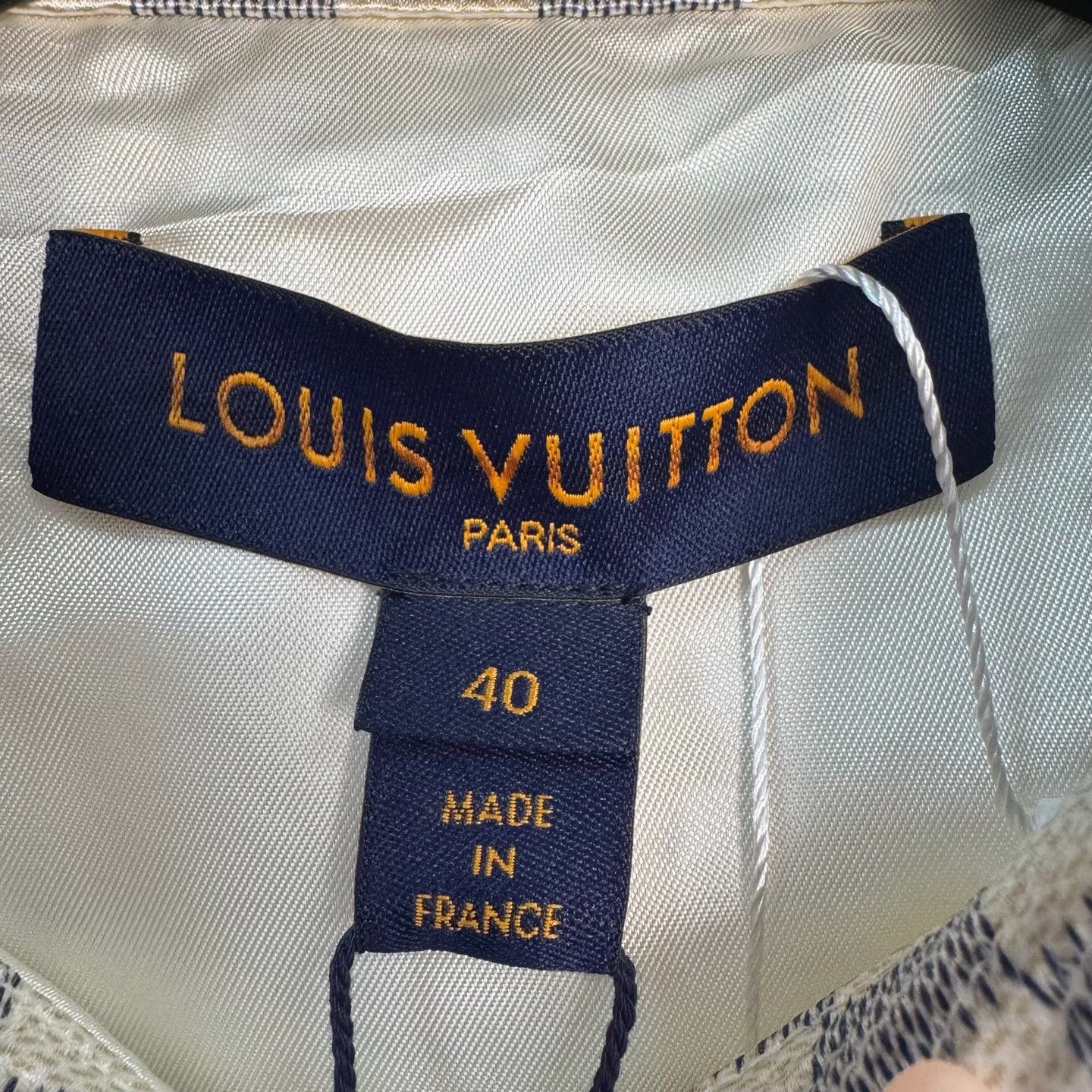 Louis Vuitton Louis Vuitton Damier Pattern Zip-Up Jacket Size 40 Size M / US 6-8 / IT 42-44 - 4 Thumbnail