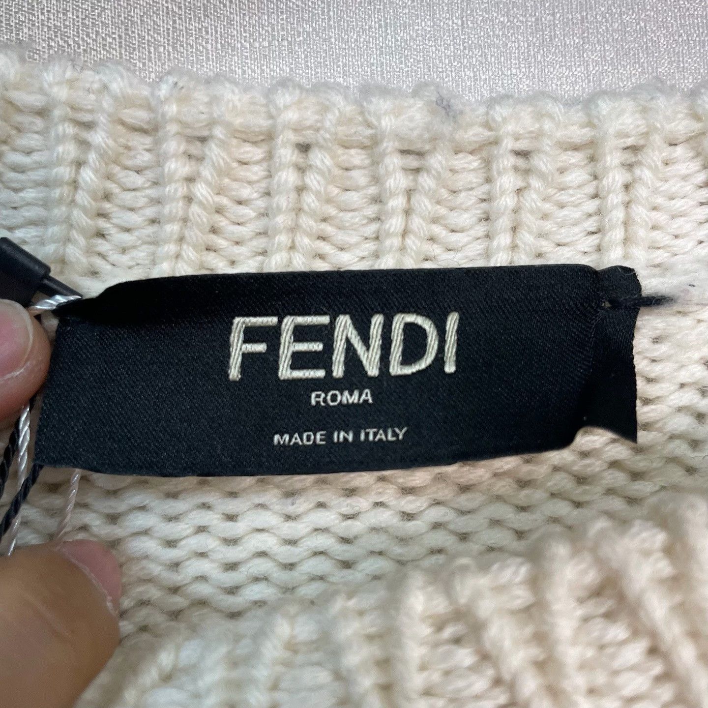 Fendi Fendi Logo Wool Sweater Size M Size US M / EU 48-50 / 2 - 4 Thumbnail