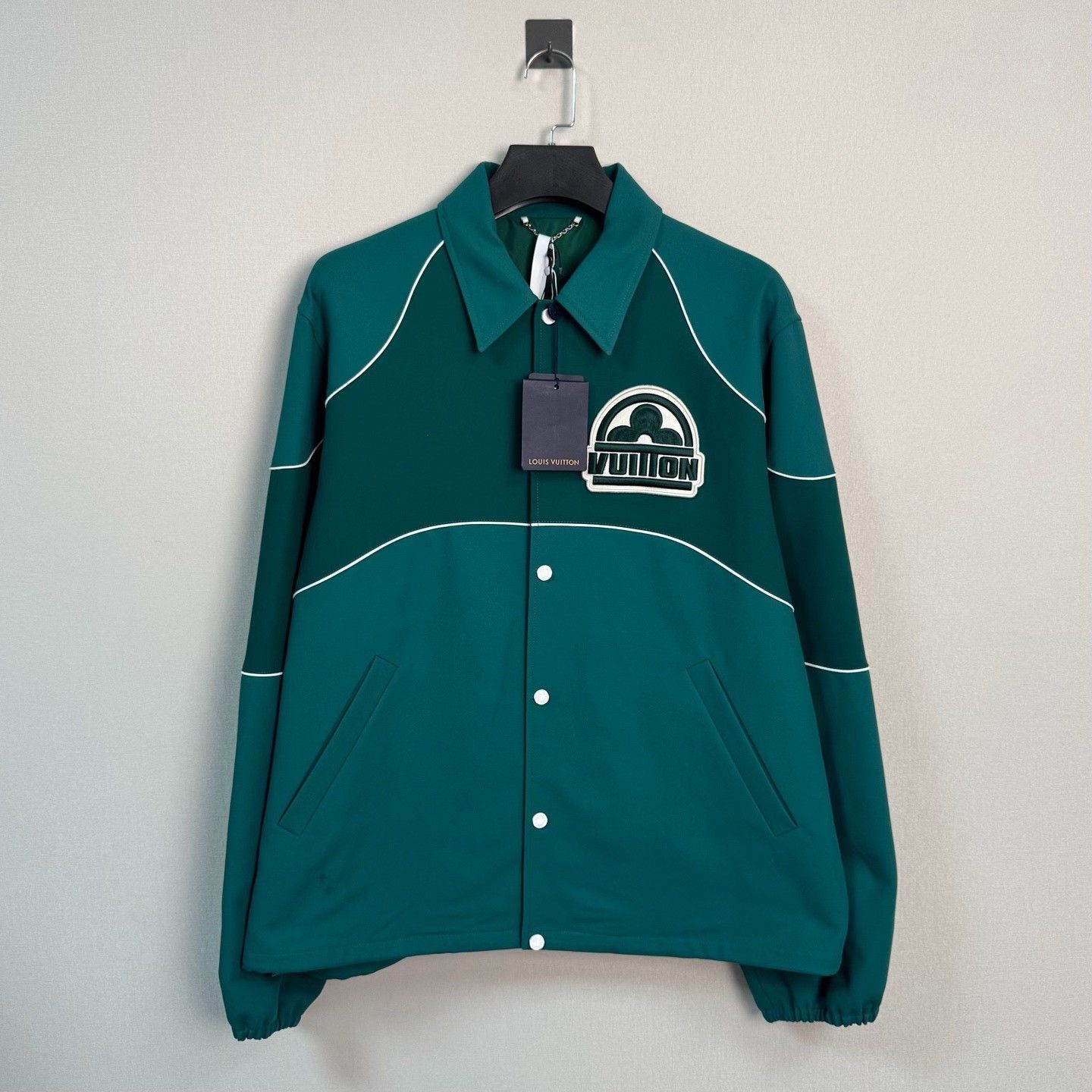 Louis Vuitton Louis Vuitton Embroidered Logo Jacket Size L Size US L / EU 52-54 / 3 - 2 Thumbnail