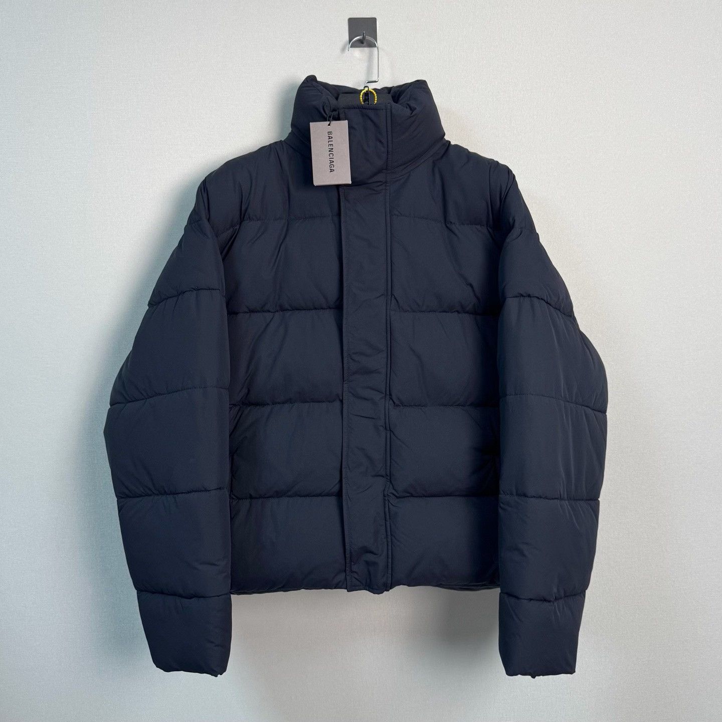 Balenciaga Balenciaga BB Embroidered Puffer Jacket Size S Size US S / EU 44-46 / 1 - 2 Thumbnail