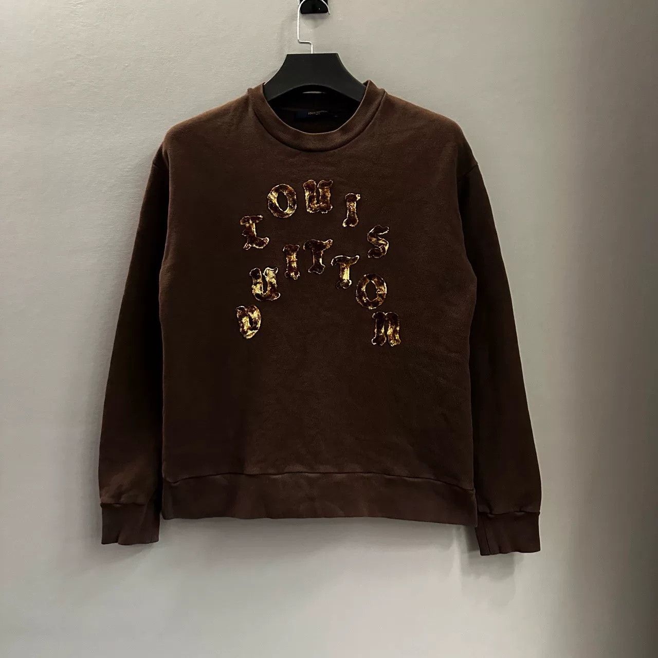 Louis Vuitton Louis Vuitton Logo Crewneck Sweatshirt Brown Size M Size US M / EU 48-50 / 2 - 2 Thumbnail