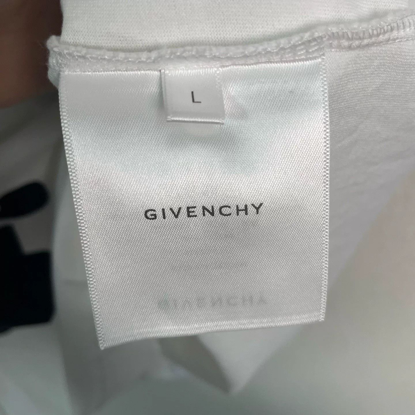 Givenchy Givenchy x Disney Castle Graphic T-Shirt Size L Size US L / EU 52-54 / 3 - 5 Thumbnail