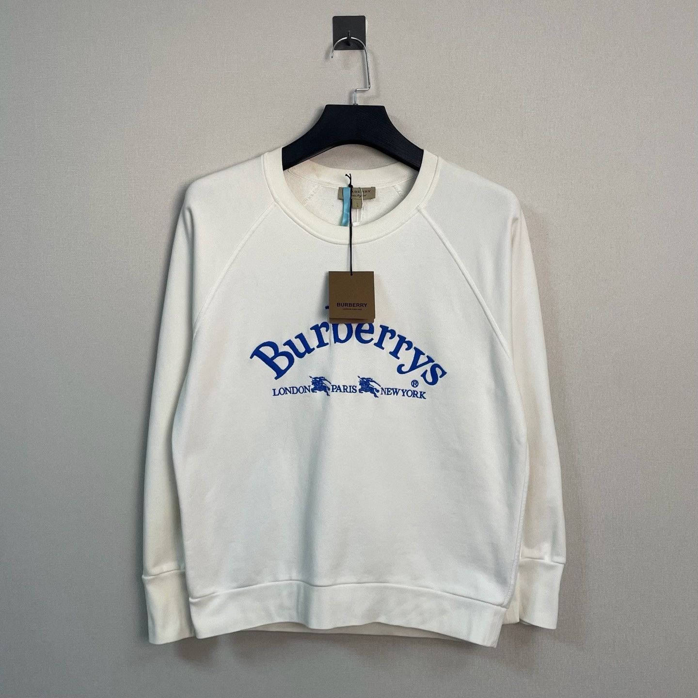 Burberry Burberry Embroidered Logo Sweatshirt Size L Size US L / EU 52-54 / 3 - 2 Thumbnail