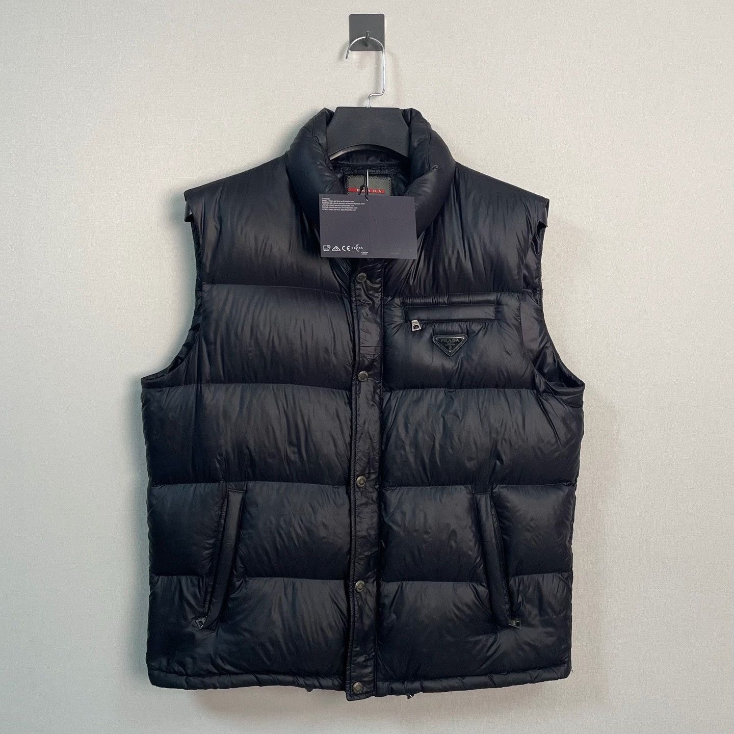 Prada Prada Down Puffer Vest Size 52 Size US L / EU 52-54 / 3 - 2 Thumbnail
