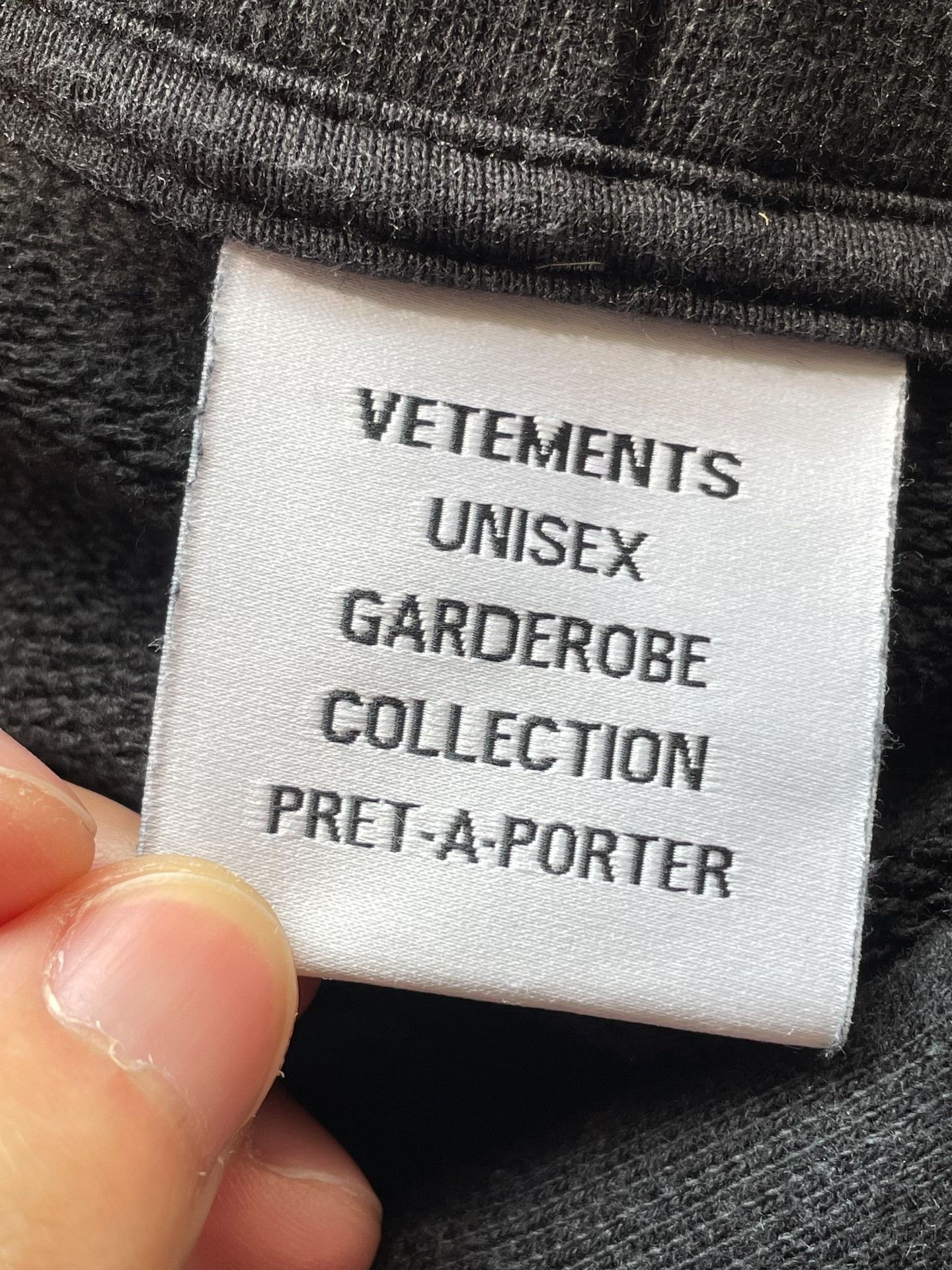 Vetements VETEMENTS Limited Edition Logo Hoodie Size M Size US M / EU 48-50 / 2 - 4 Thumbnail