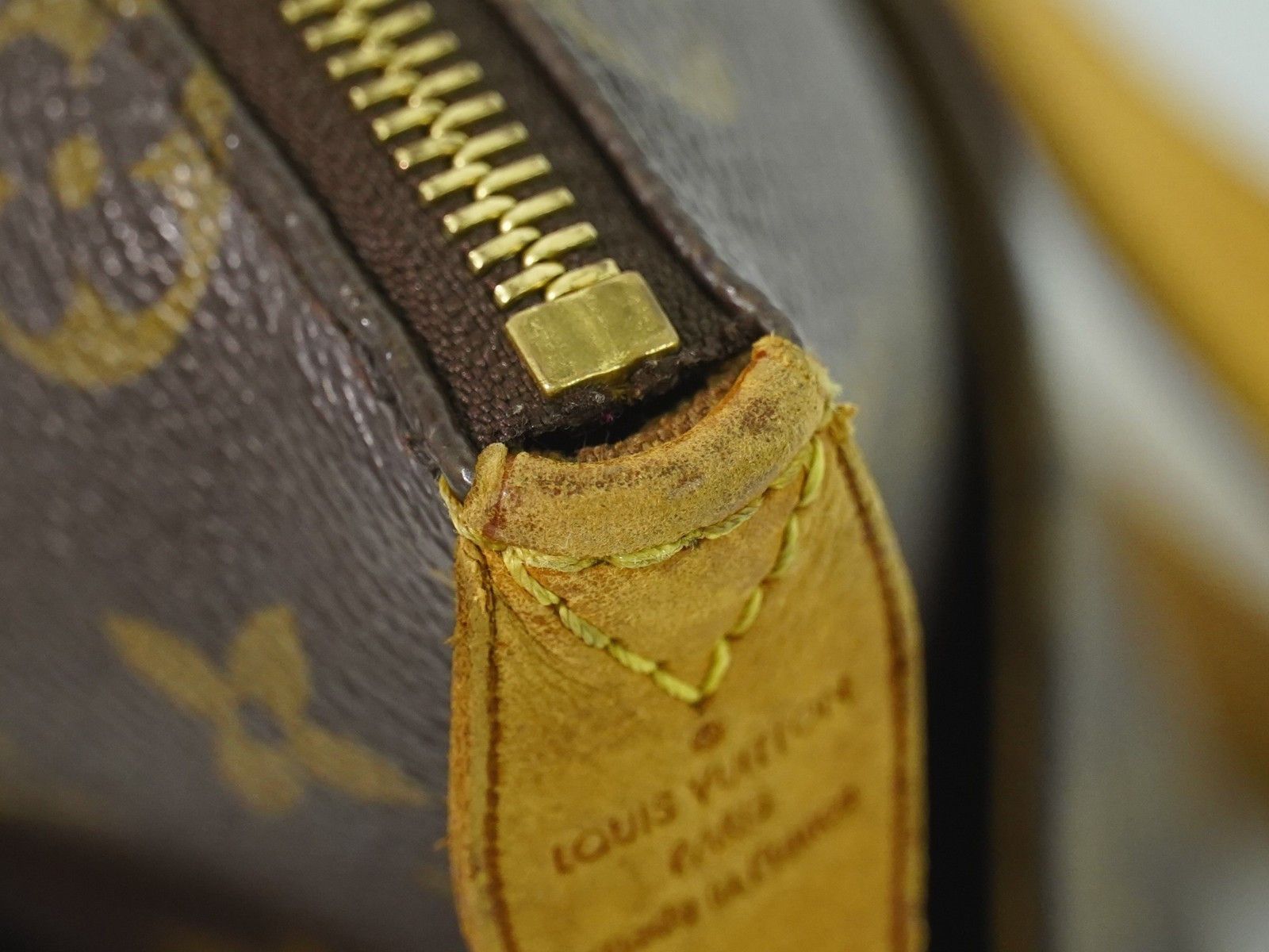 Louis Vuitton Louis Vuitton Totally Handbag Monogram Canvas Size ONE SIZE - 15 Thumbnail