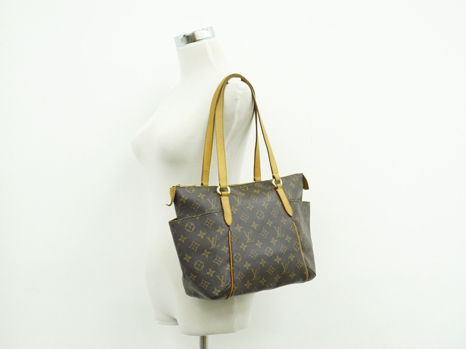 Louis Vuitton Louis Vuitton Totally Handbag Monogram Canvas Size ONE SIZE - 10 Thumbnail