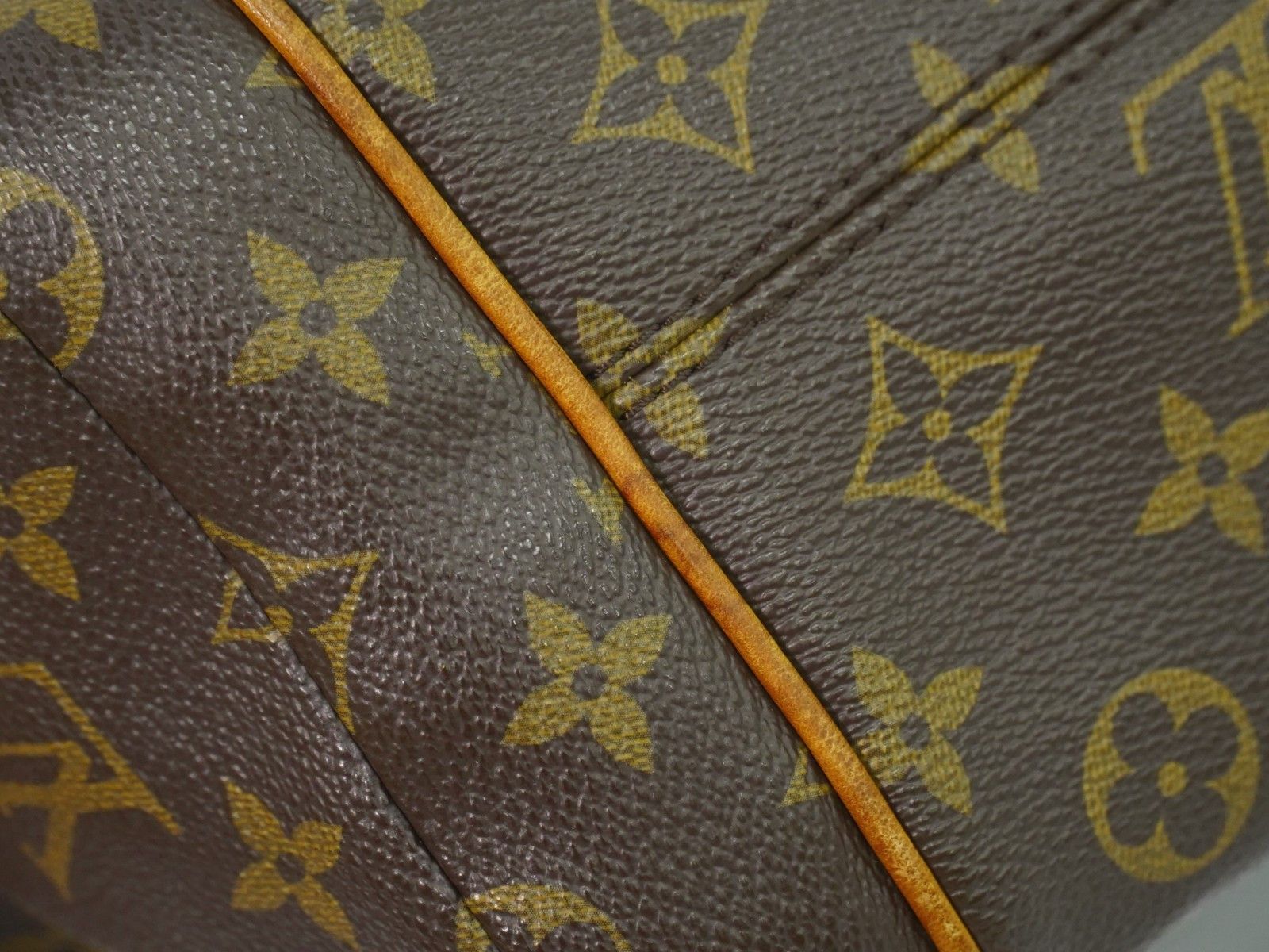 Louis Vuitton Louis Vuitton Totally Handbag Monogram Canvas Size ONE SIZE - 14 Thumbnail