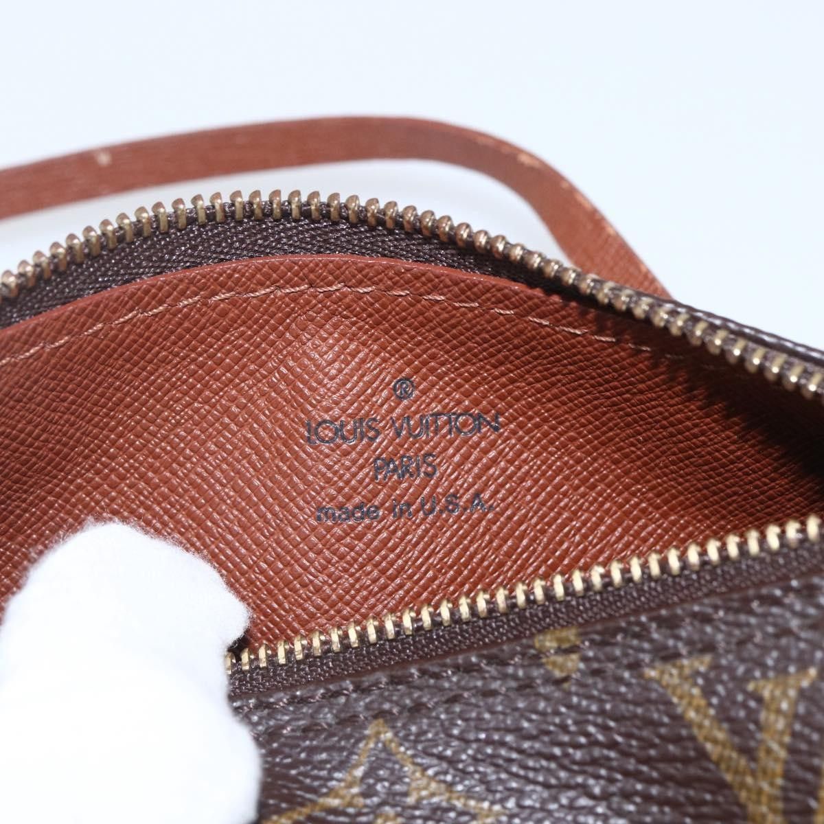 Louis Vuitton Louis Vuitton Papillon Pochette Monogram Canvas Size ONE SIZE - 6 Thumbnail