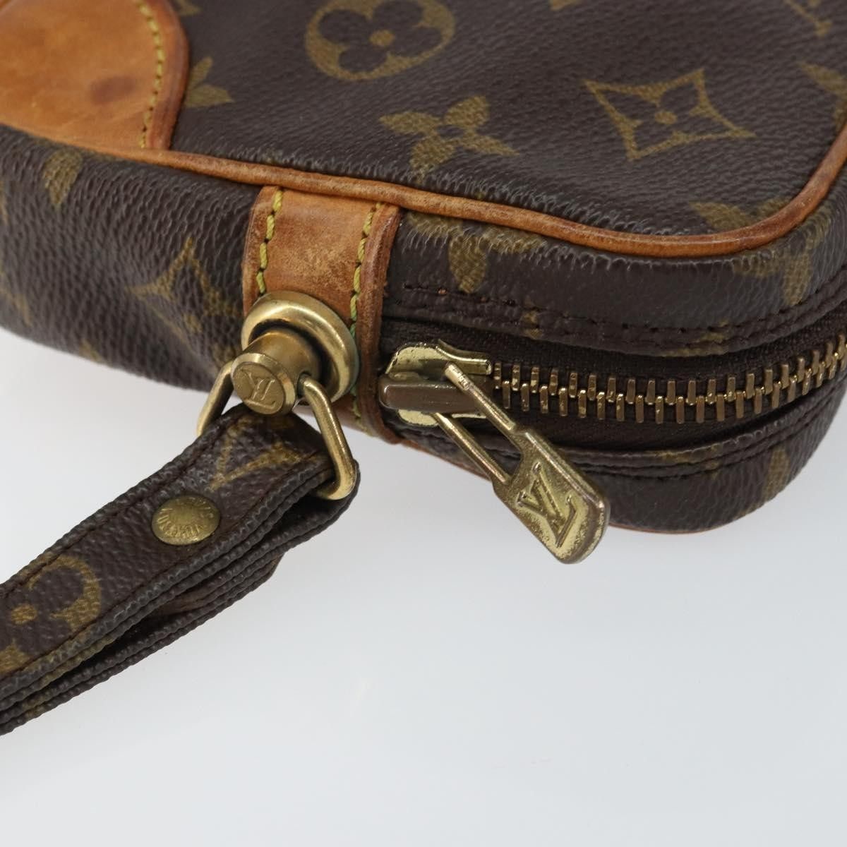 Louis Vuitton Louis Vuitton Marly Dragonne Clutch Monogram Canvas Size ONE SIZE - 13 Thumbnail