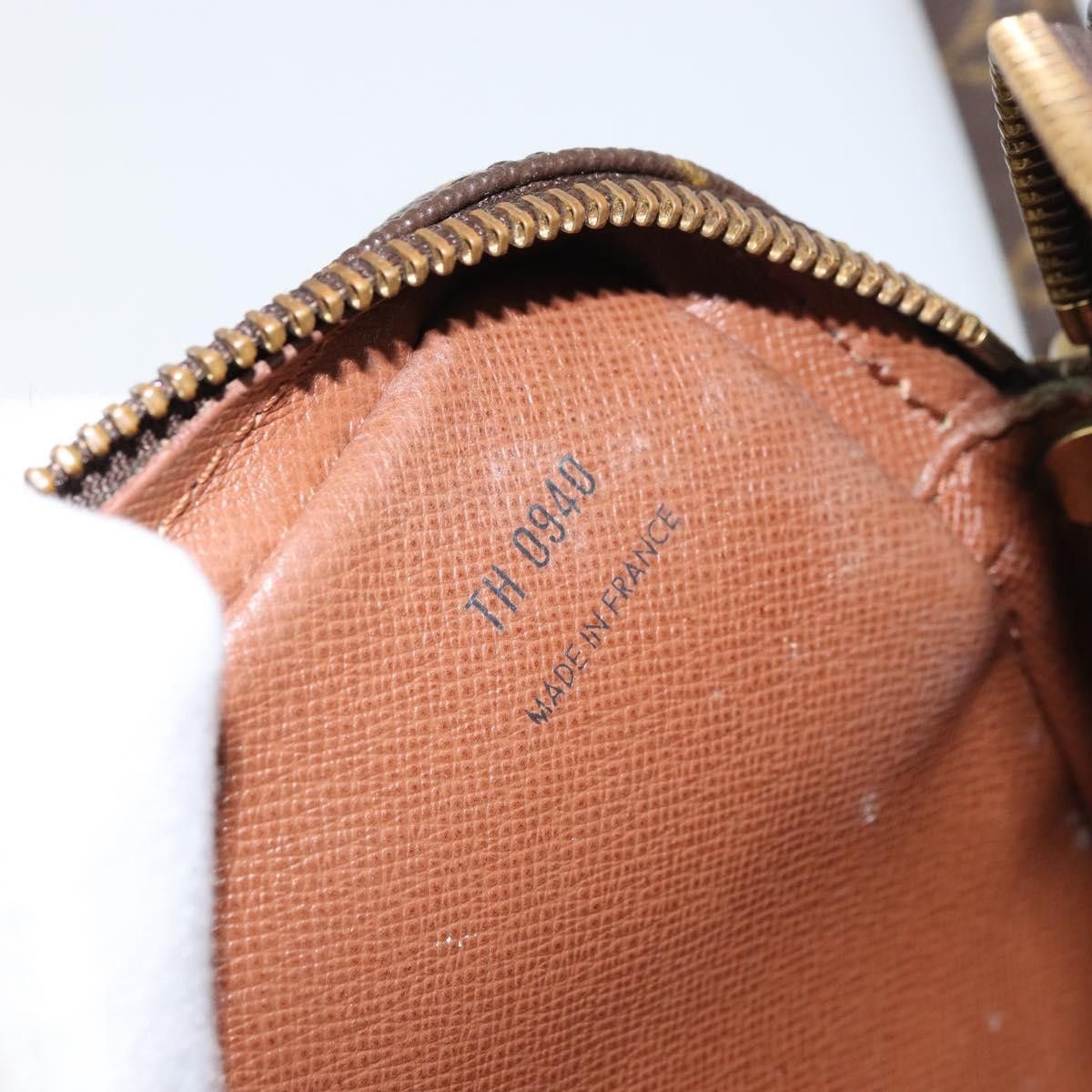 Louis Vuitton Louis Vuitton Marly Dragonne Clutch Monogram Canvas Size ONE SIZE - 7 Thumbnail