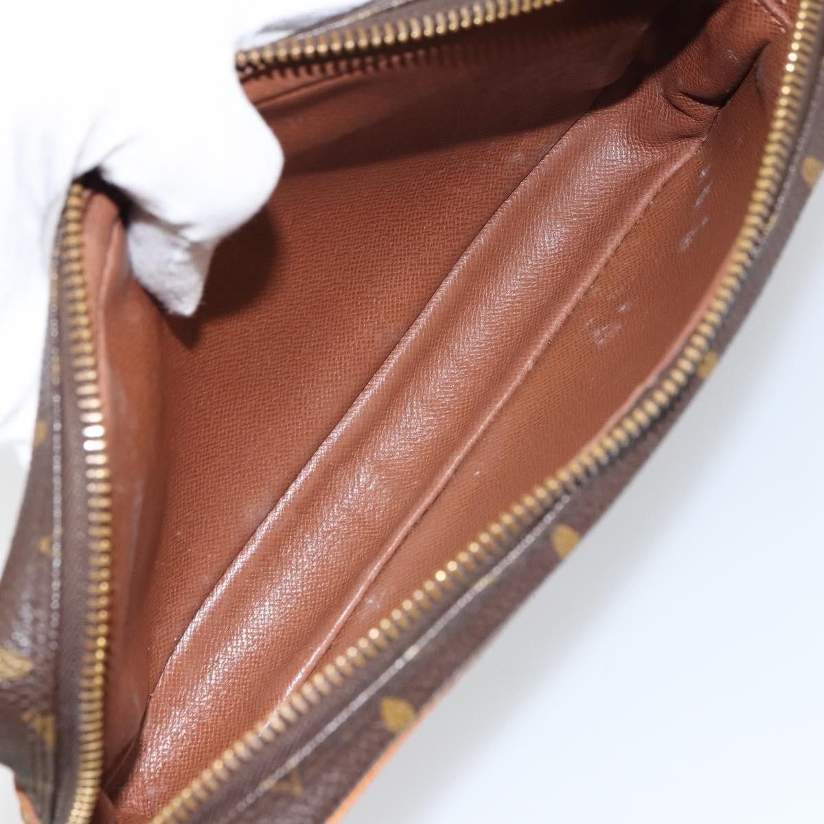 Louis Vuitton Louis Vuitton Marly Dragonne Clutch Monogram Canvas Size ONE SIZE - 5 Thumbnail