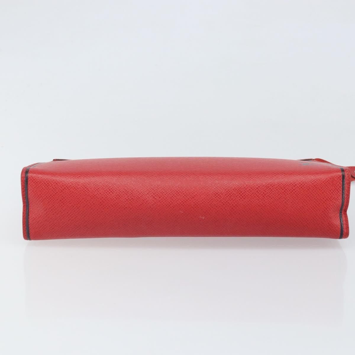 Louis Vuitton Louis Vuitton Pochette Voyage Taiga Leather Size ONE SIZE - 14 Thumbnail