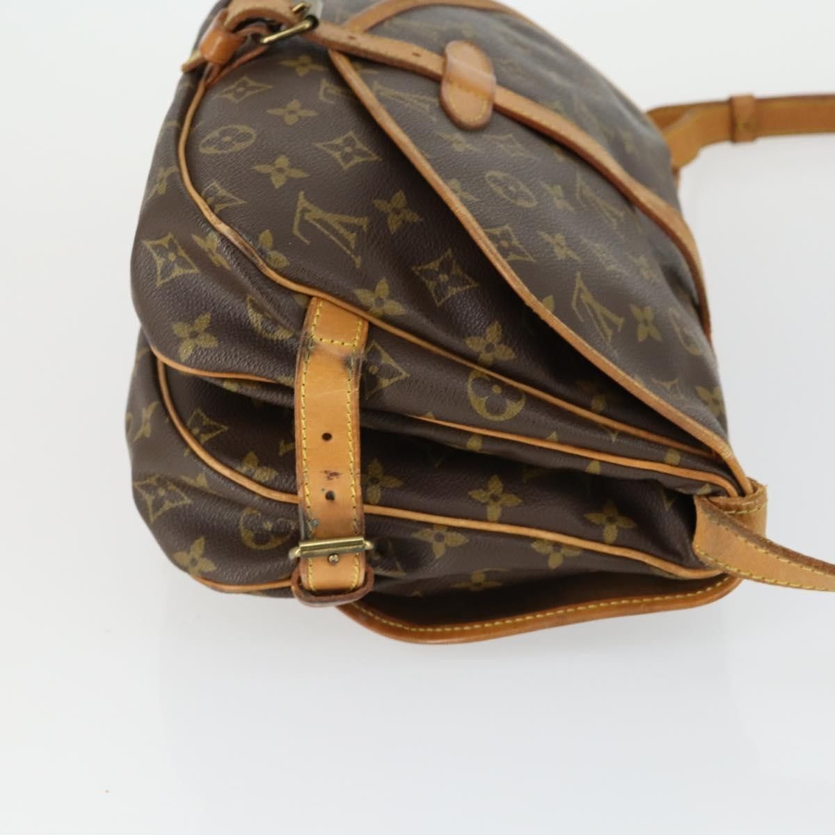 Louis Vuitton Louis Vuitton Saumur Handbag Monogram Canvas Size ONE SIZE - 3 Thumbnail