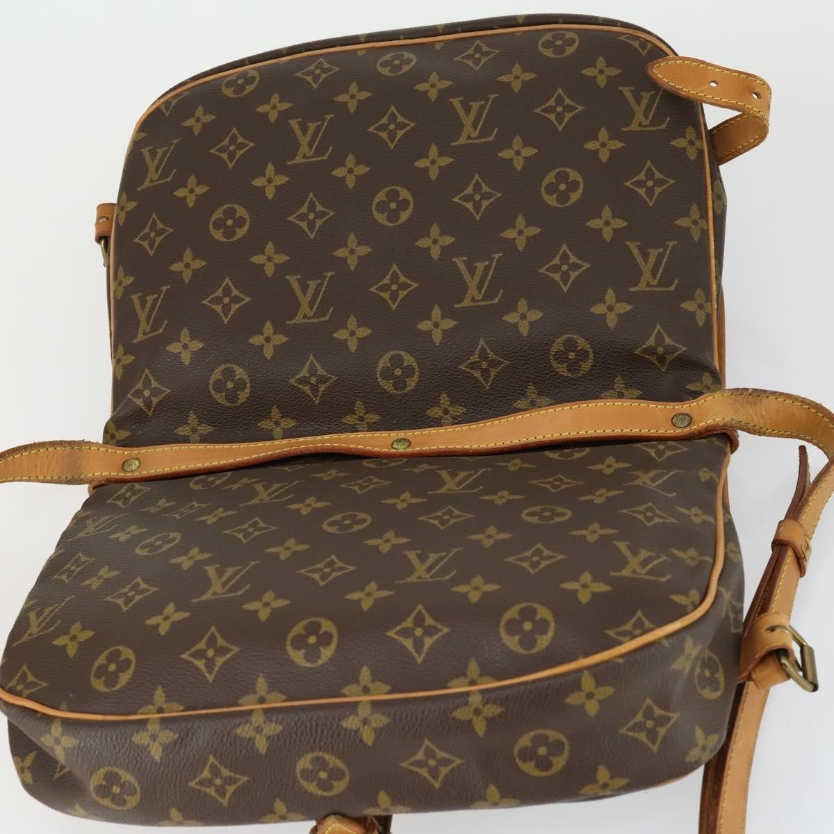 Louis Vuitton Louis Vuitton Saumur Handbag Monogram Canvas Size ONE SIZE - 18 Thumbnail