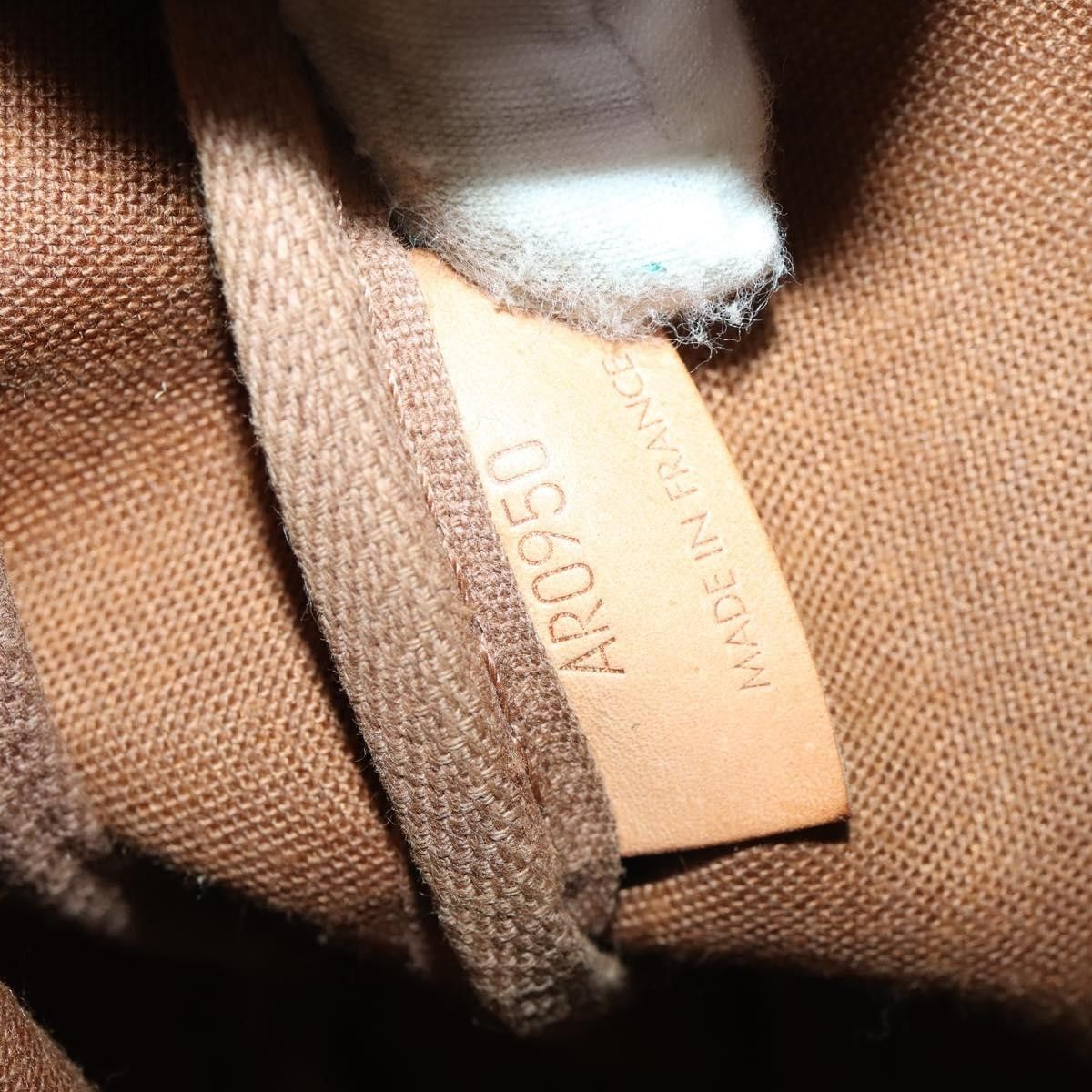 Louis Vuitton Louis Vuitton Saumur Handbag Monogram Canvas Size ONE SIZE - 7 Thumbnail