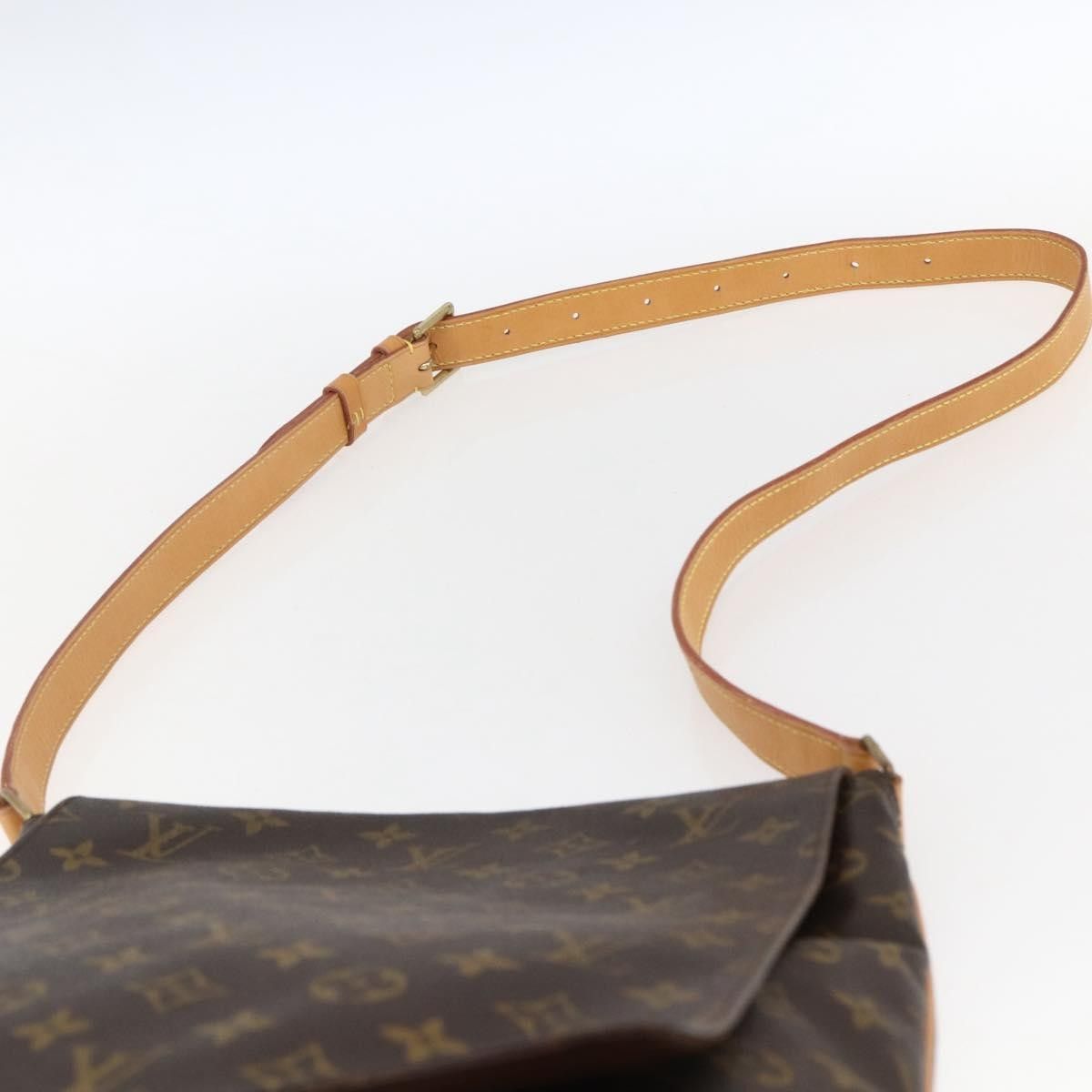 Louis Vuitton Louis Vuitton Musette Handbag Monogram Canvas Size ONE SIZE - 18 Thumbnail