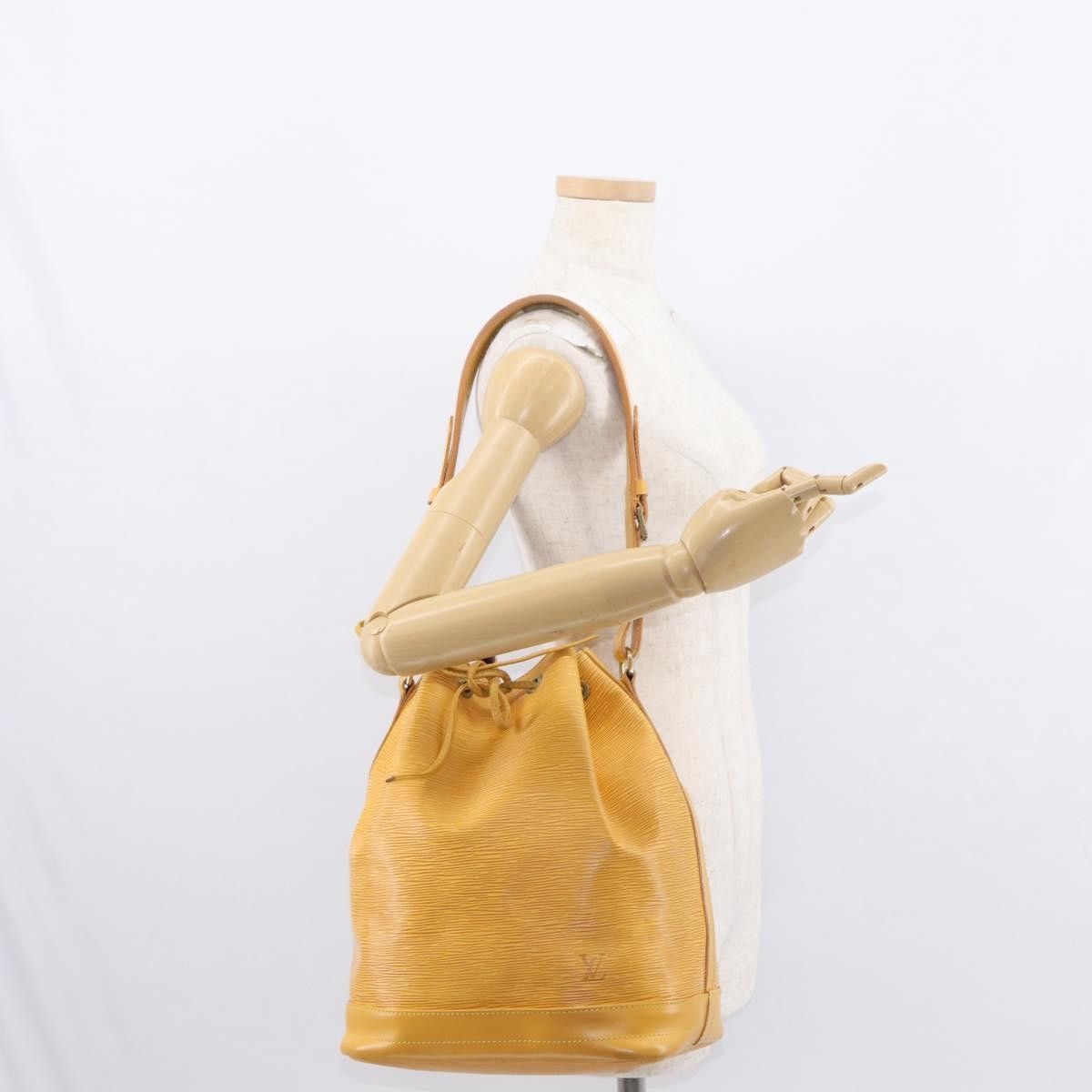 Louis Vuitton Louis Vuitton Noe Epi Leather Size ONE SIZE - 13 Thumbnail