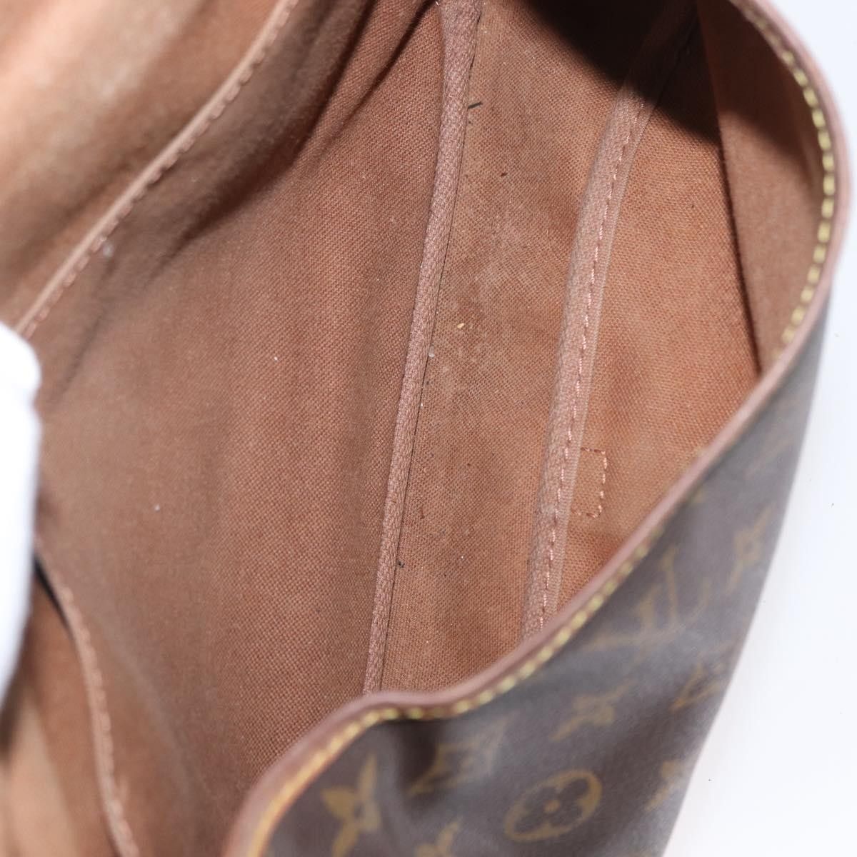 Louis Vuitton Louis Vuitton Saumur Handbag Monogram Canvas Size ONE SIZE - 5 Thumbnail
