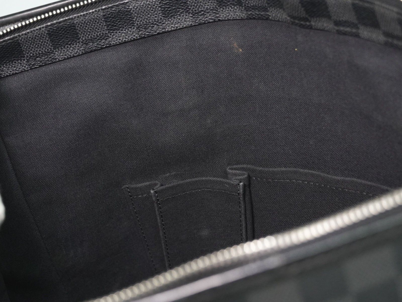 Louis Vuitton Louis Vuitton Tadao Handbag Damier Graphite Size ONE SIZE - 21 Thumbnail