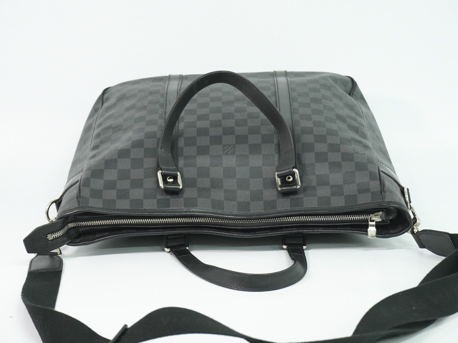 Louis Vuitton Louis Vuitton Tadao Handbag Damier Graphite Size ONE SIZE - 10 Thumbnail
