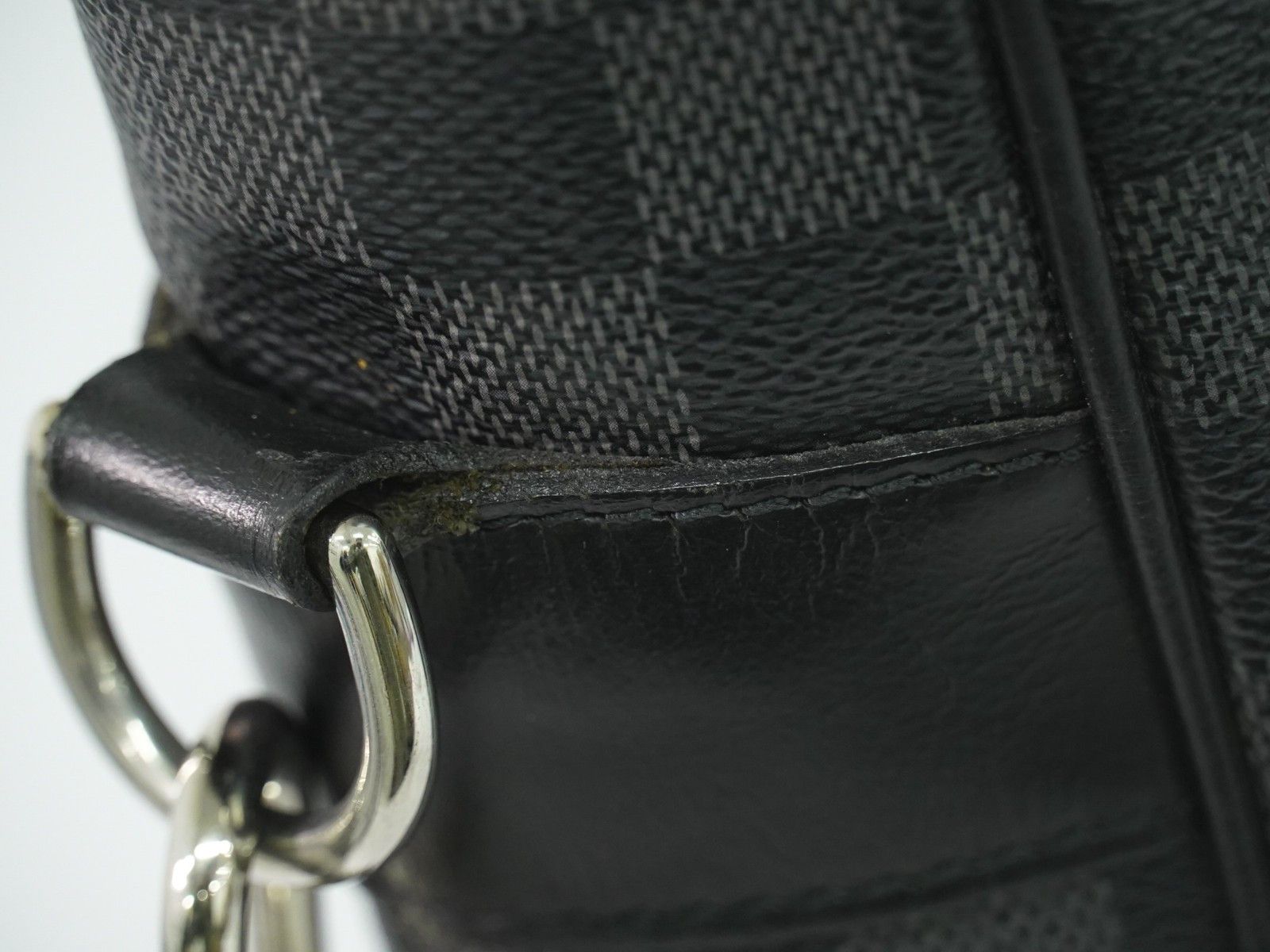 Louis Vuitton Louis Vuitton Tadao Handbag Damier Graphite Size ONE SIZE - 12 Thumbnail