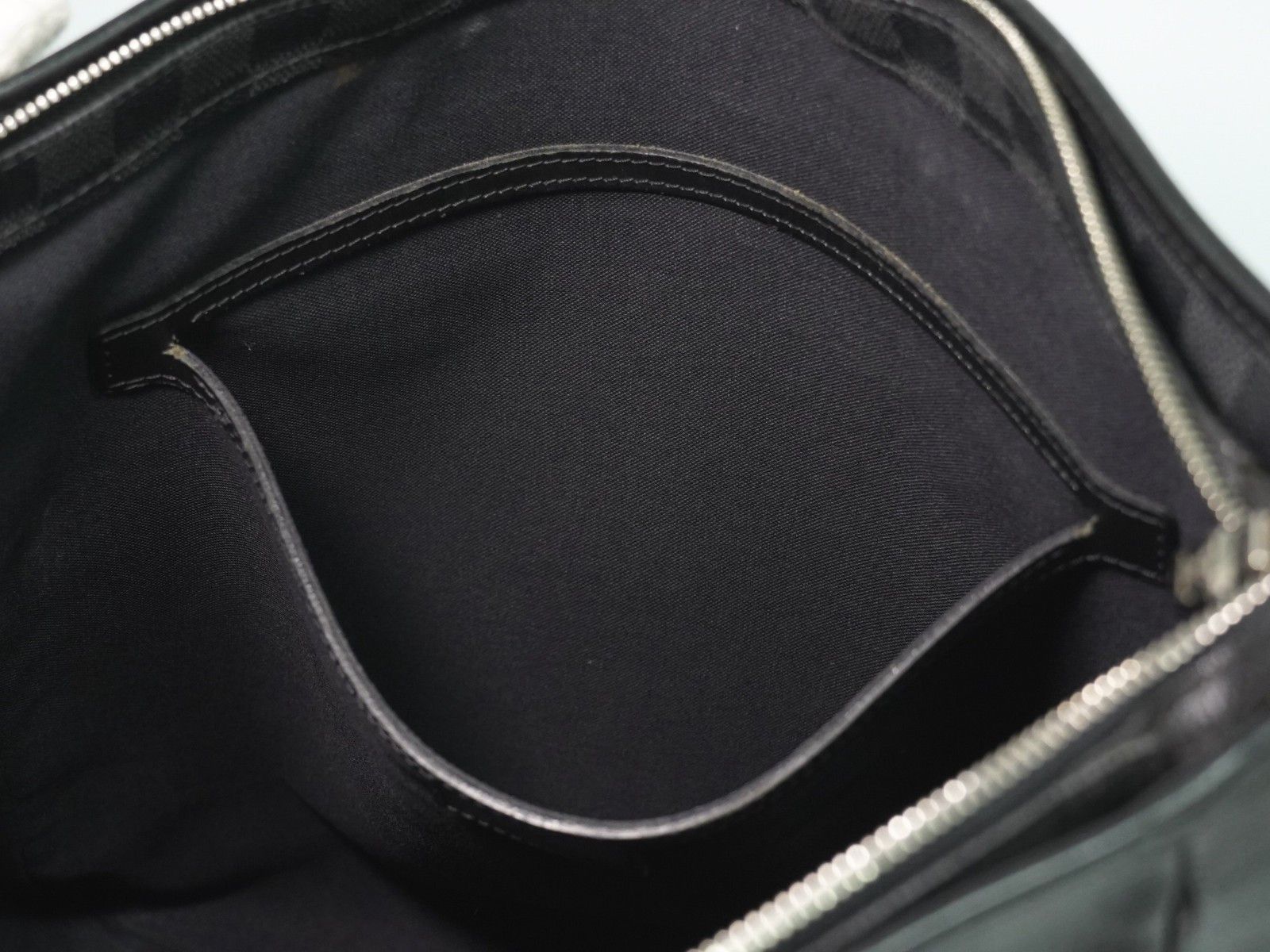 Louis Vuitton Louis Vuitton Tadao Handbag Damier Graphite Size ONE SIZE - 16 Thumbnail