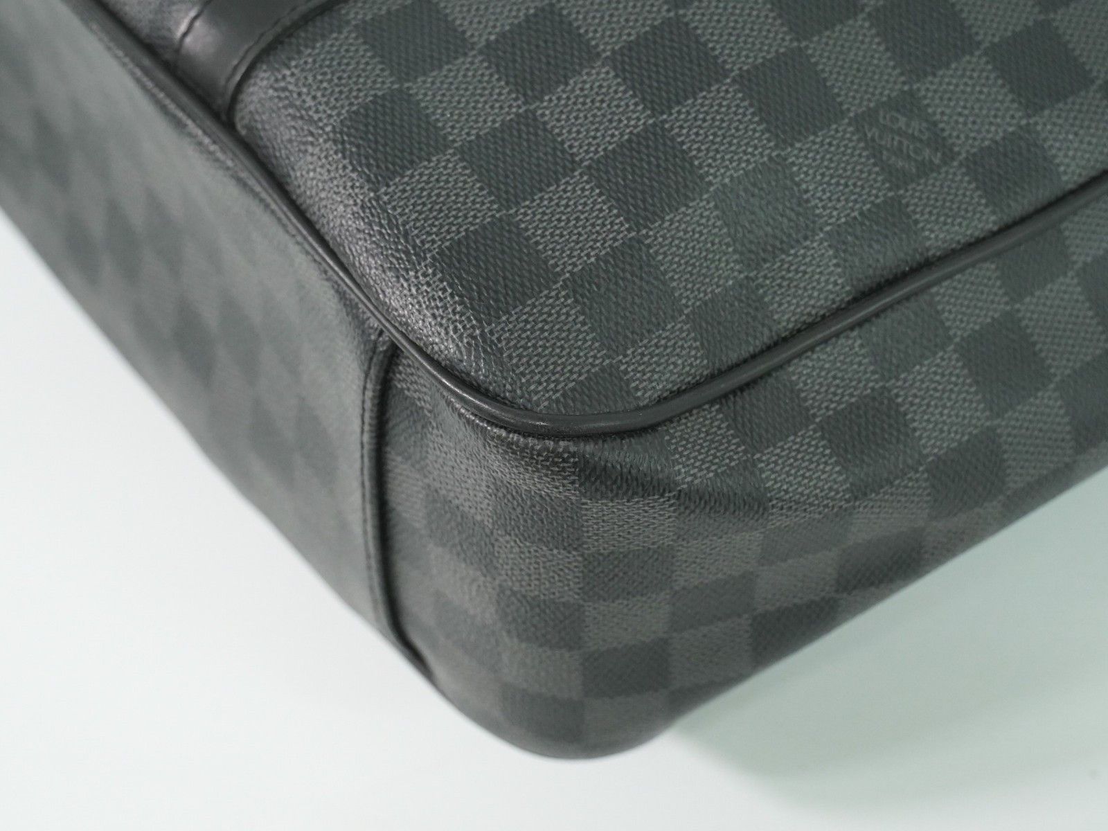 Louis Vuitton Louis Vuitton Tadao Handbag Damier Graphite Size ONE SIZE - 8 Thumbnail
