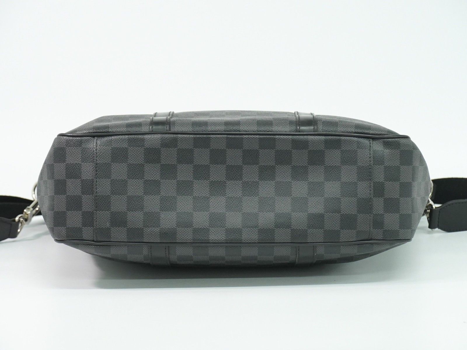 Louis Vuitton Louis Vuitton Tadao Handbag Damier Graphite Size ONE SIZE - 9 Thumbnail